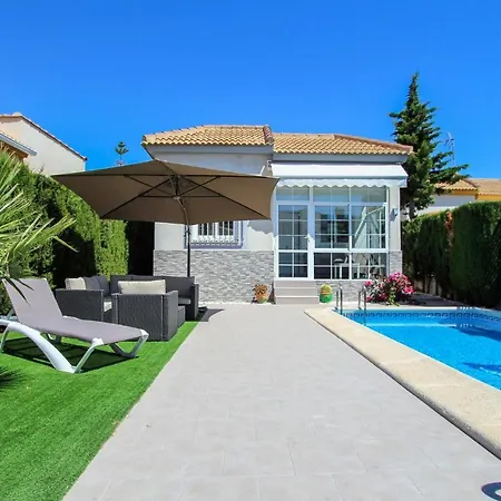 Casa Con Piscina Privada *